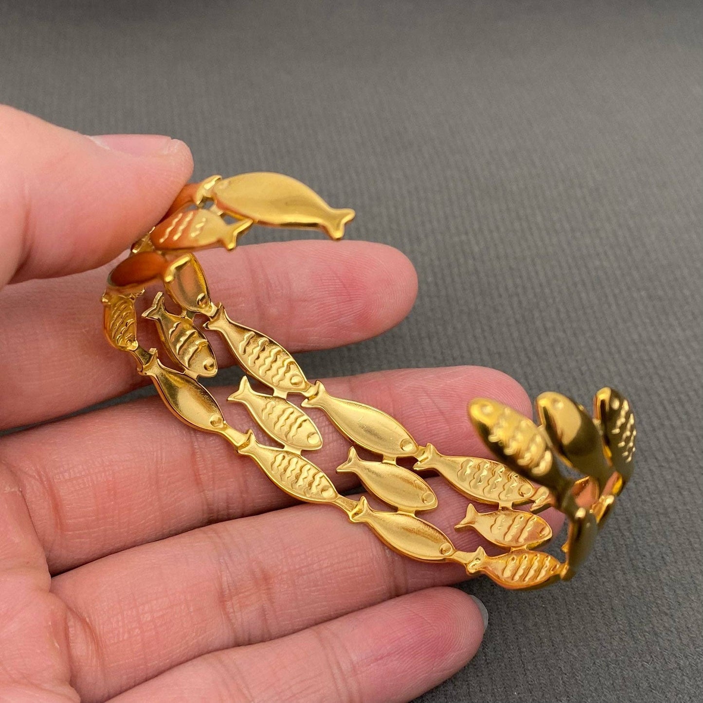 18K Gold Plated Stainless Steel Shoal of Fish Cuff - FGS