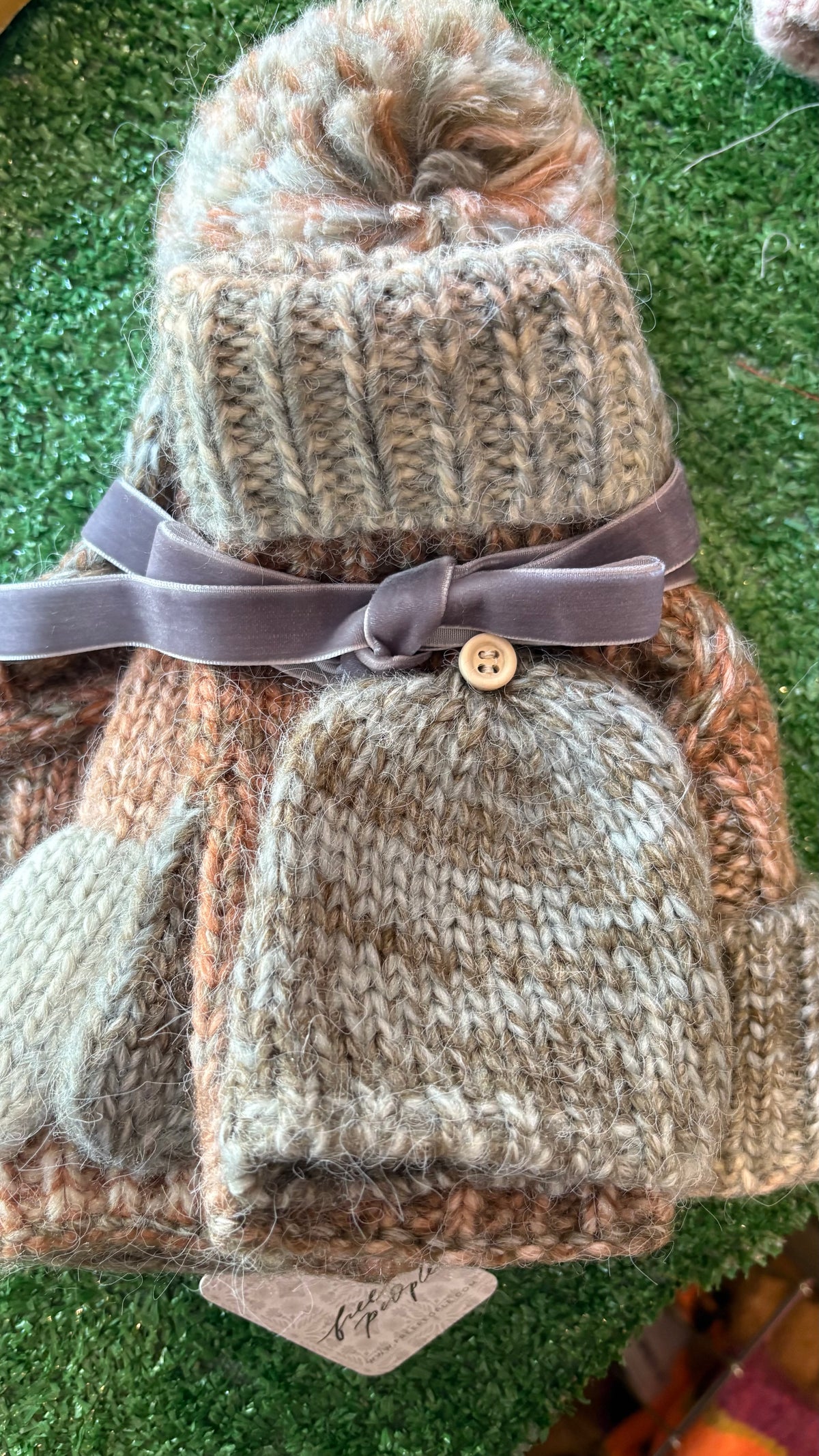 Rainbow Run Hat and Gloves