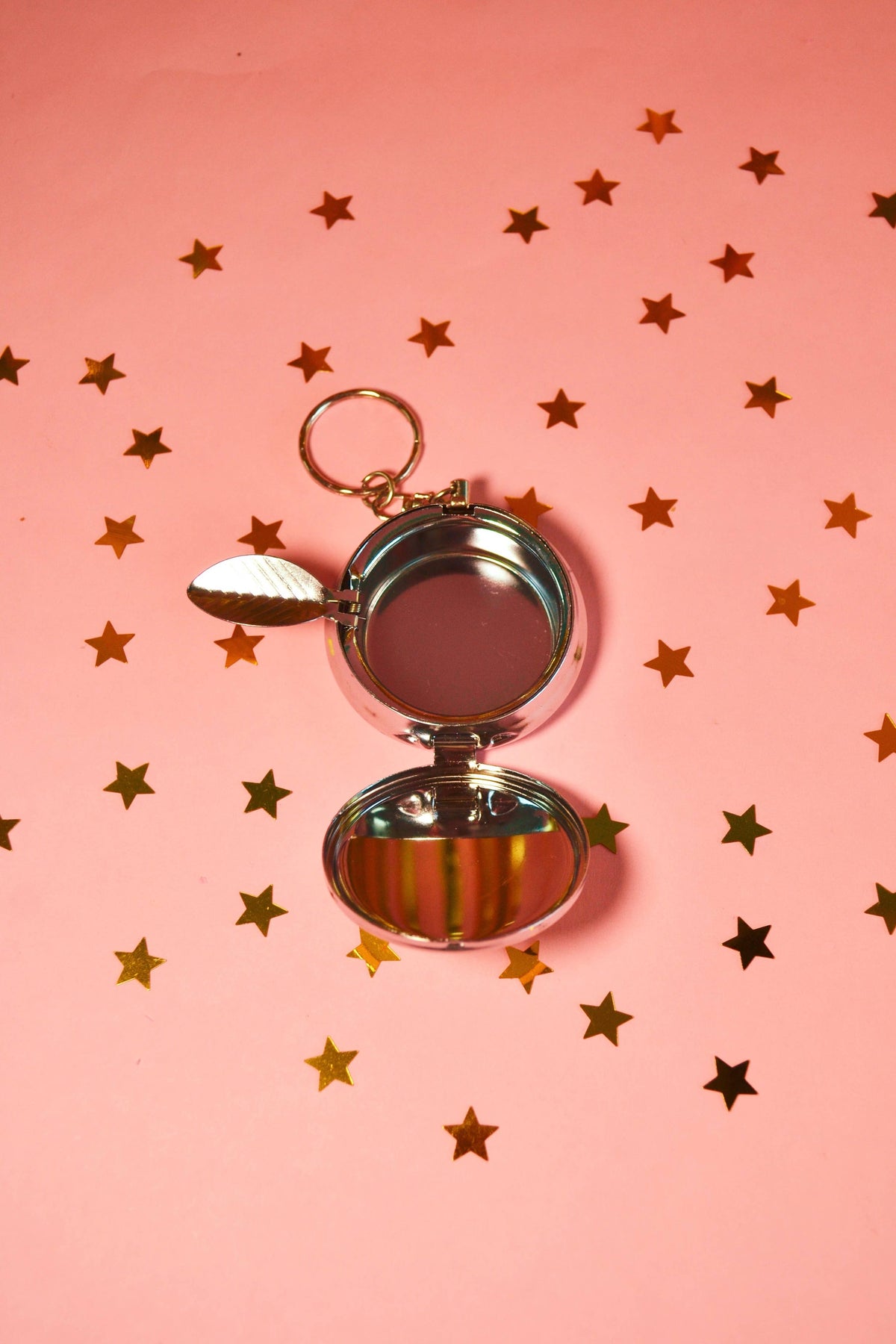 Pony Ash Tray Keychain