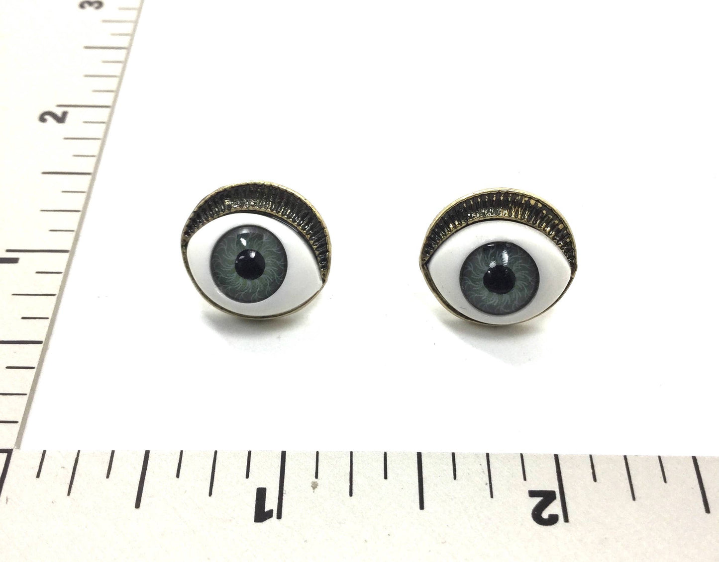 3D Eyeball Studs