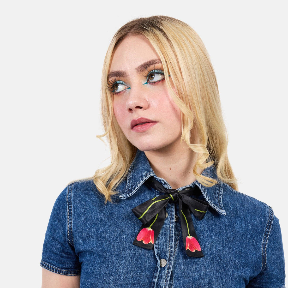 Silk Tie Scrunchie in Tulip