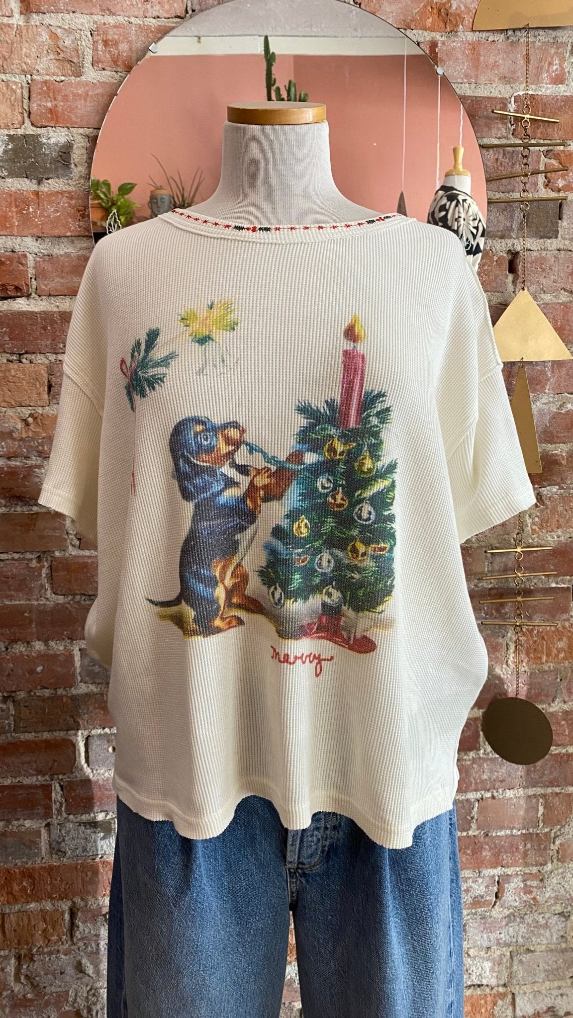 Merry Meowy Tee - Tsuru