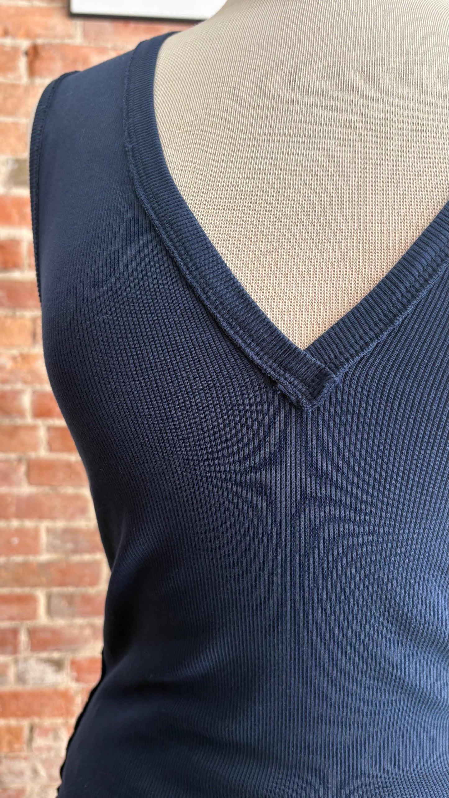 Neria Tank