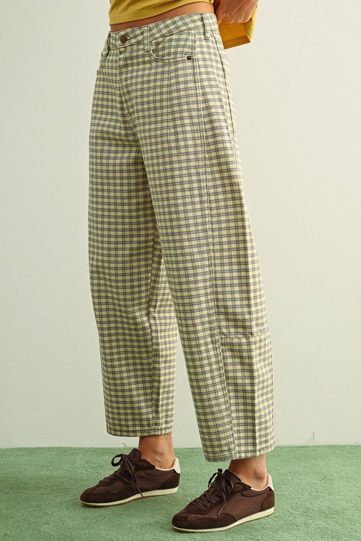 Mini Checker Pattern Barrel Pants