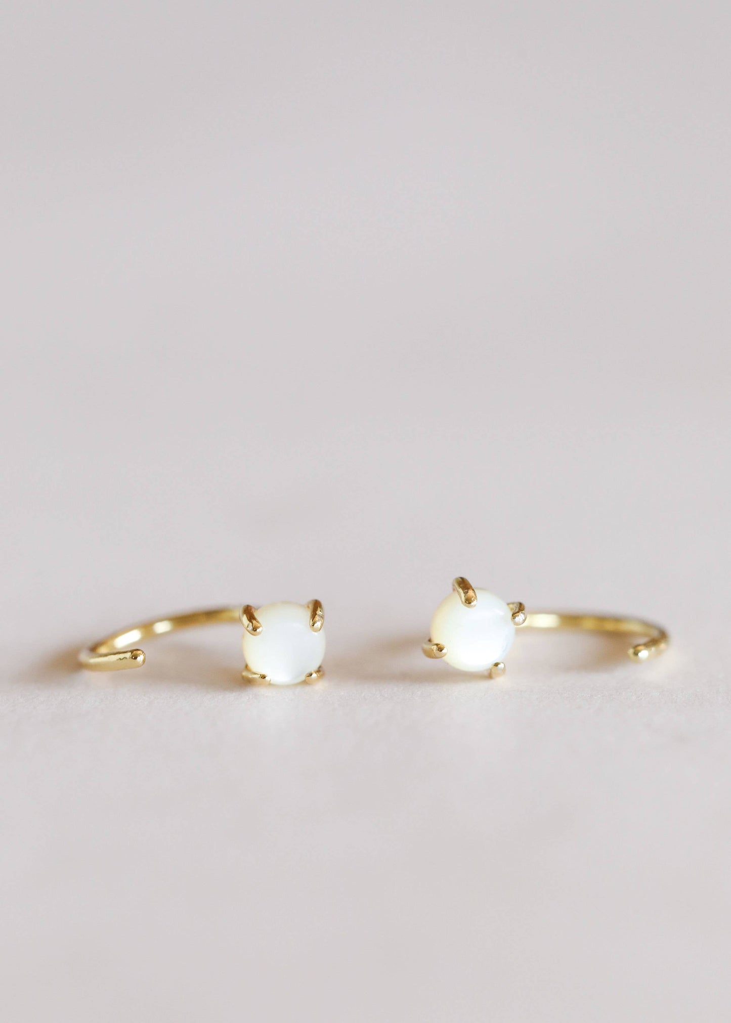 Huggies - Mother of Pearl - Earrings