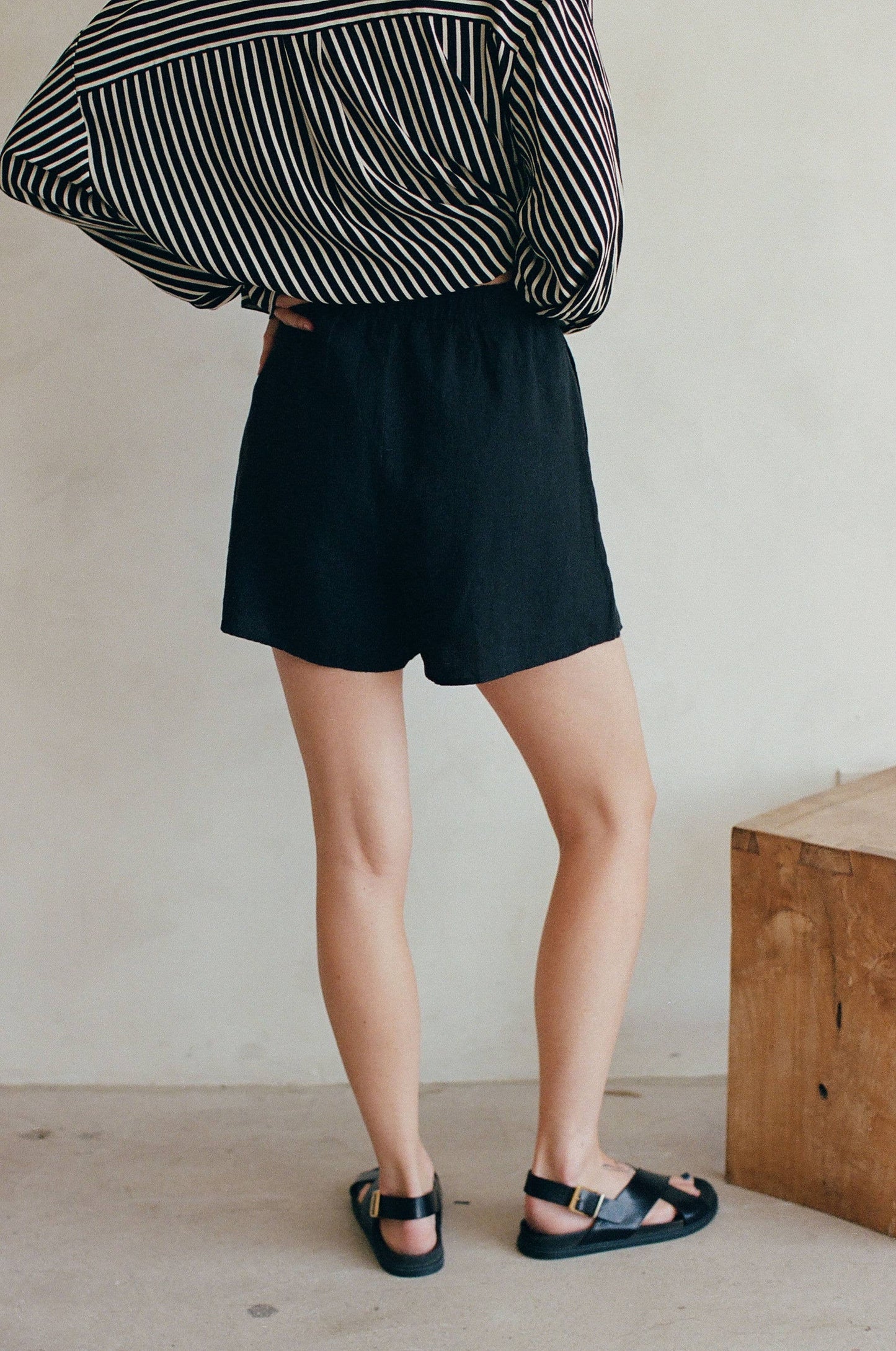 Linen Elastic Waist Shorts