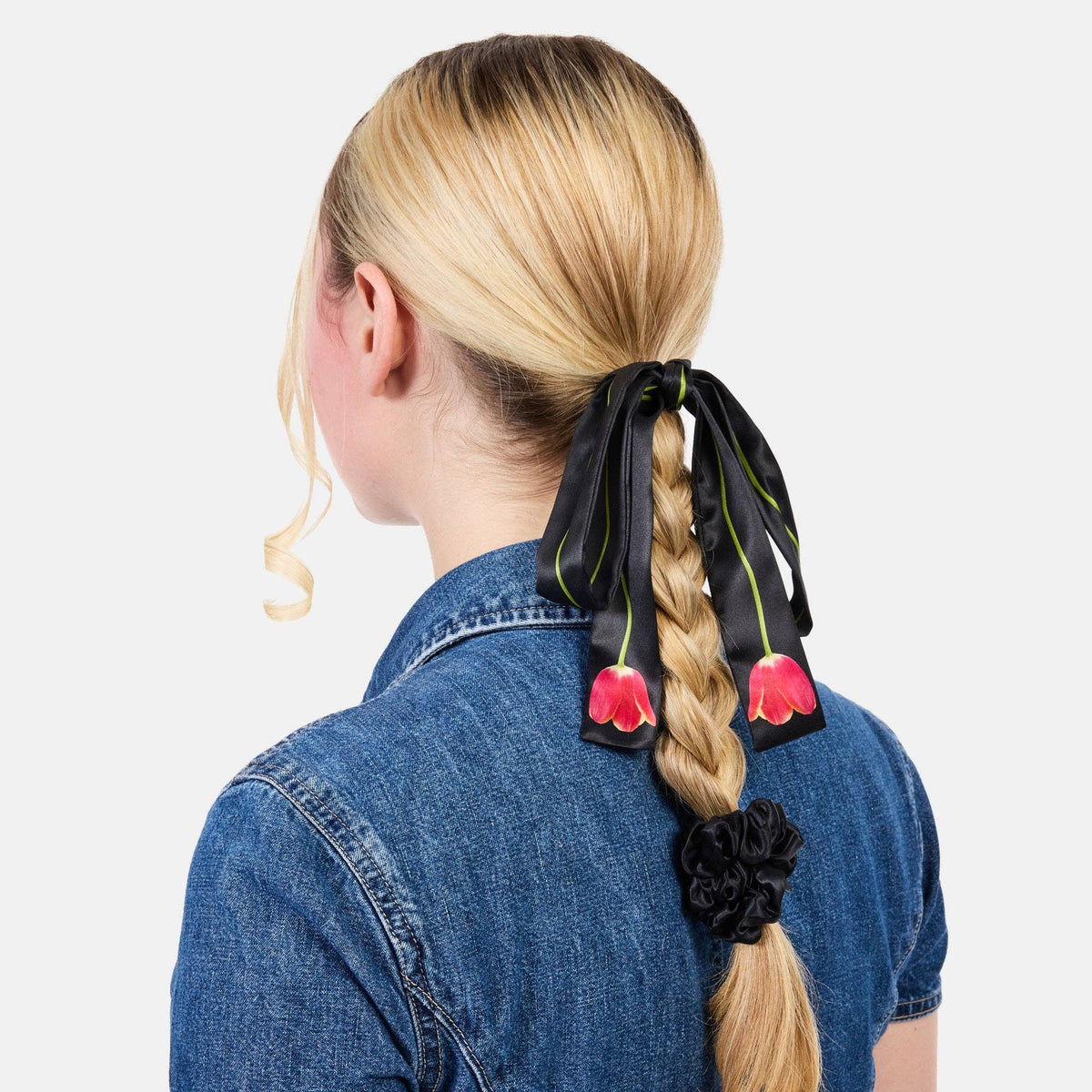 Silk Tie Scrunchie in Tulip