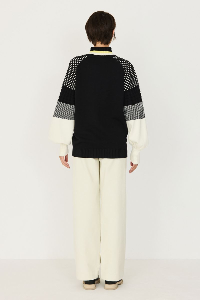 Leaine Sweater