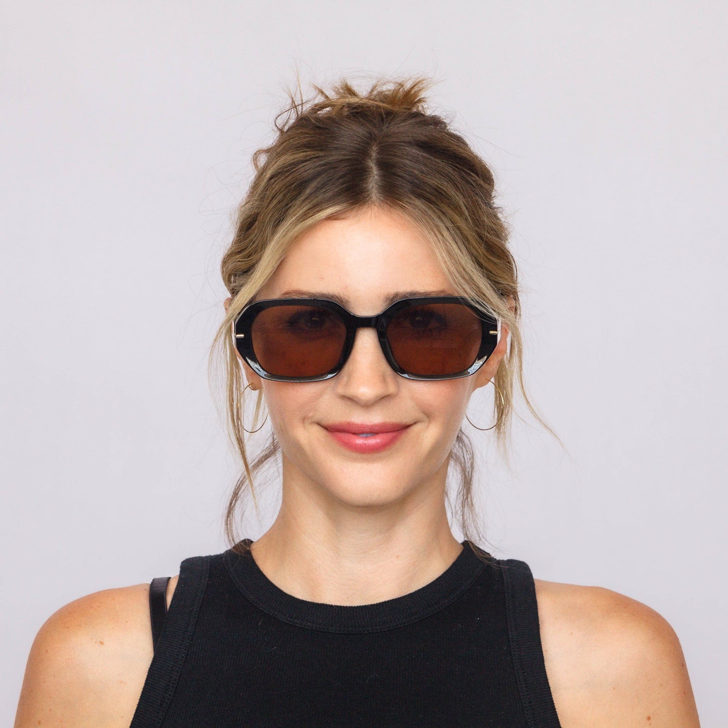The Regent - Vintage Square Sunglasses for Women & Men in green