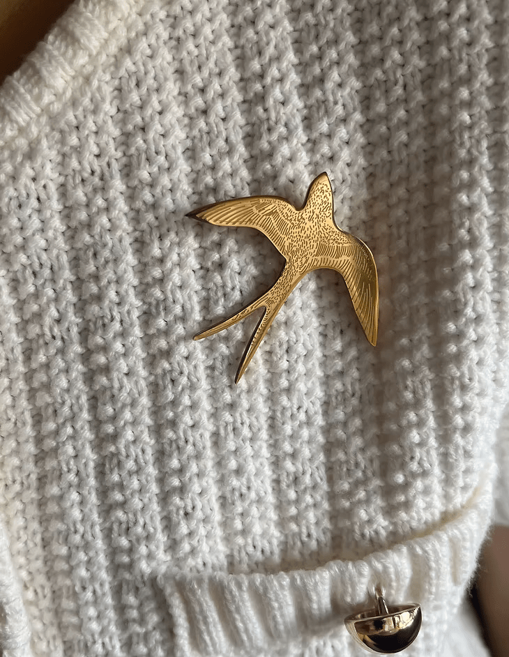 Swallow Bird Pin - Broach - Carved Steel Waterproof - Tsuru