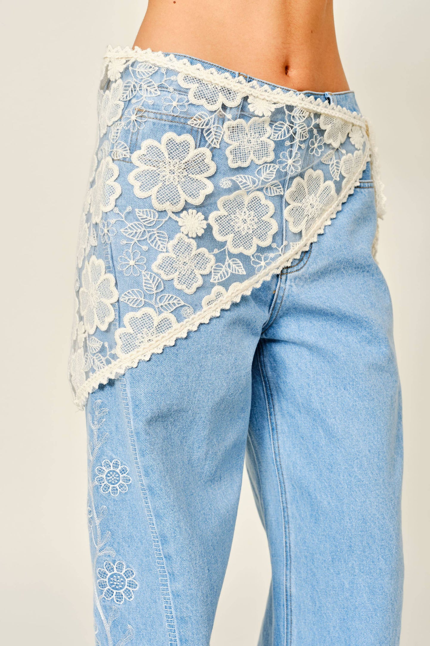 LACE WRAP SKIRT/SCARF