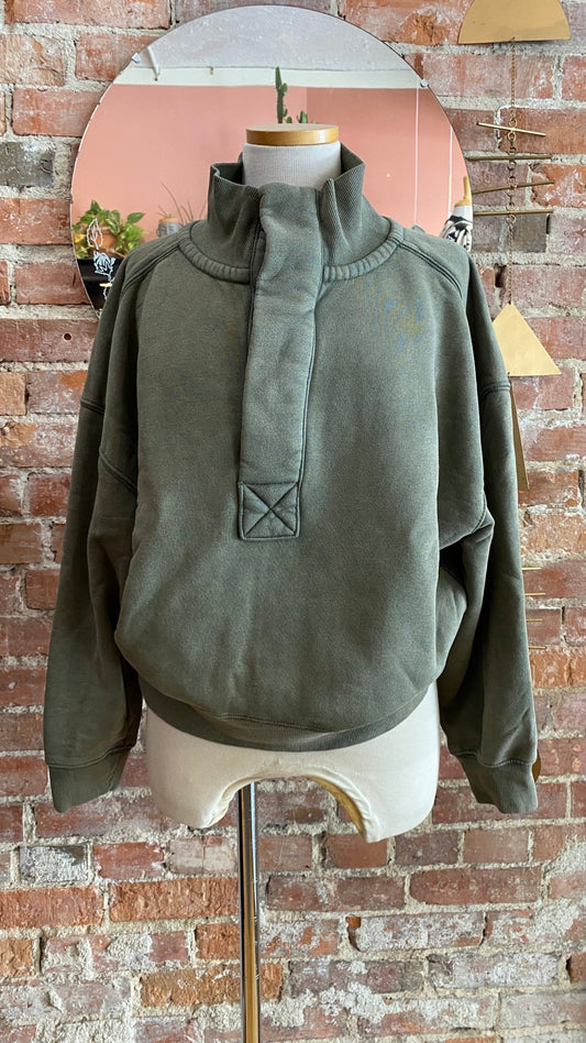 Timeless Pullover - Tsuru