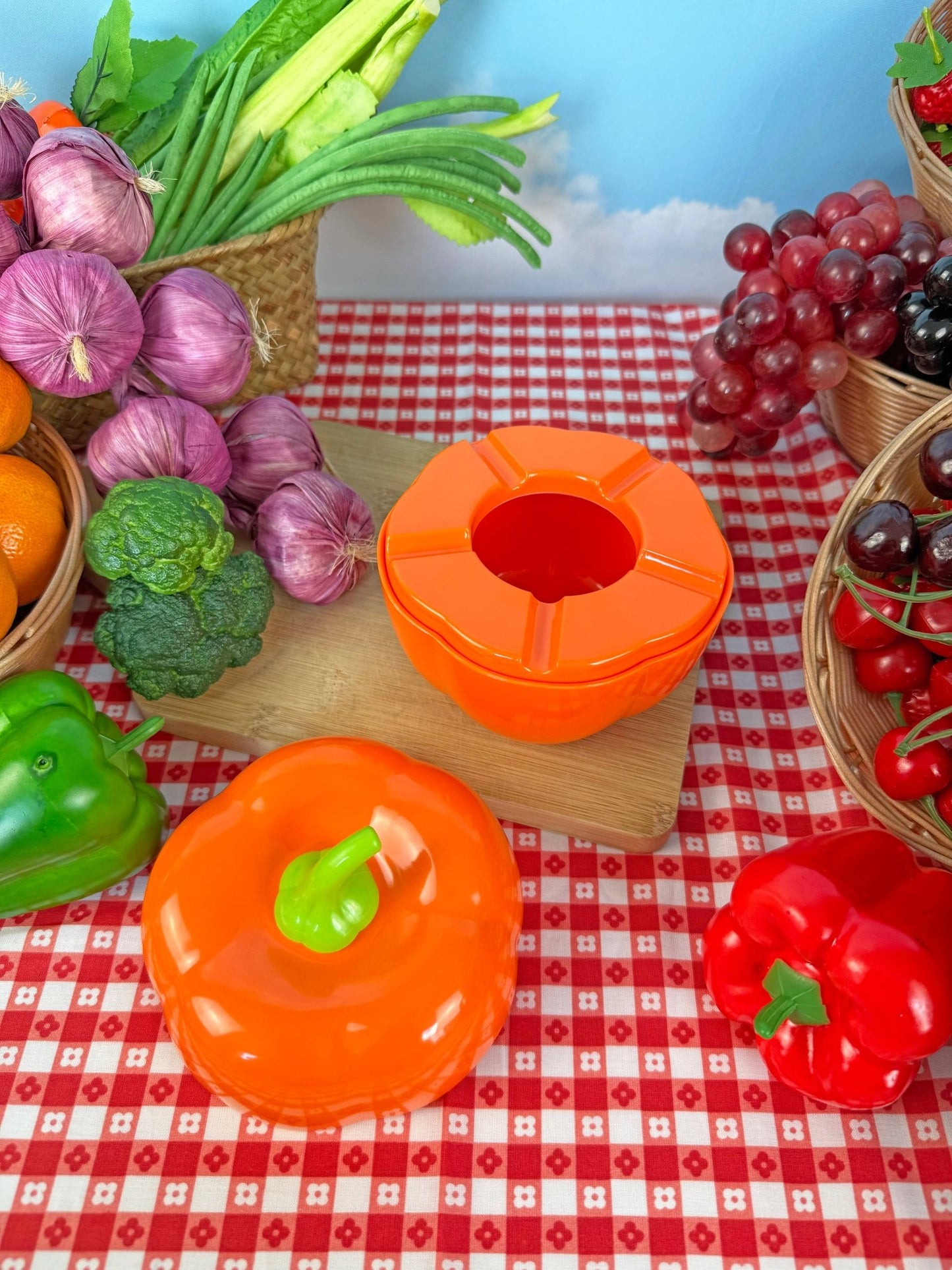 Bell Pepper Ash Tray - Tsuru