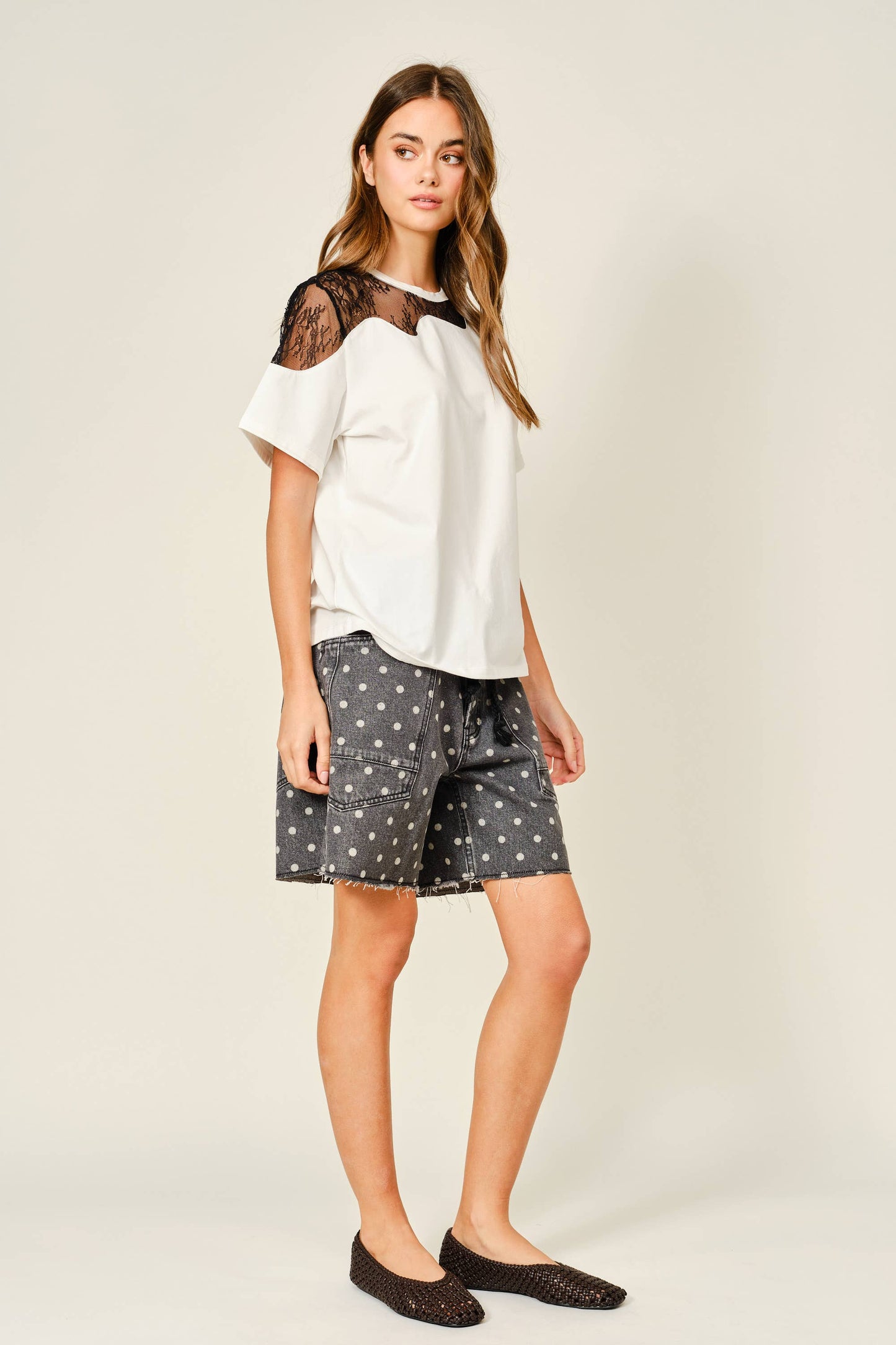 COTTON DOT BARREL SHORTS WITH WAIST BELT