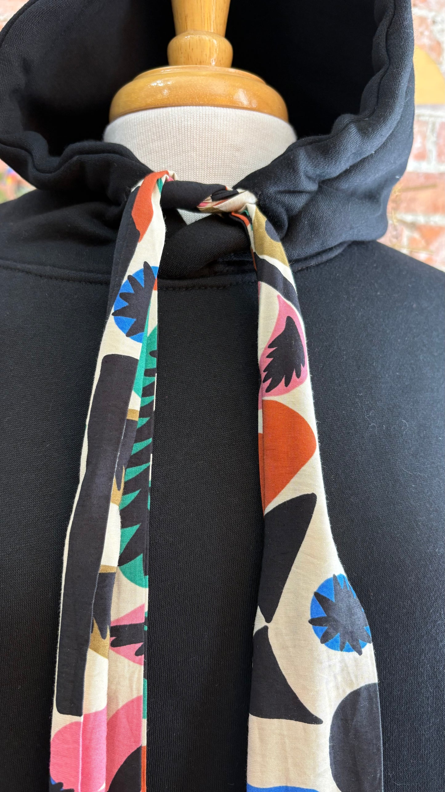 Scarf Sweatshirt