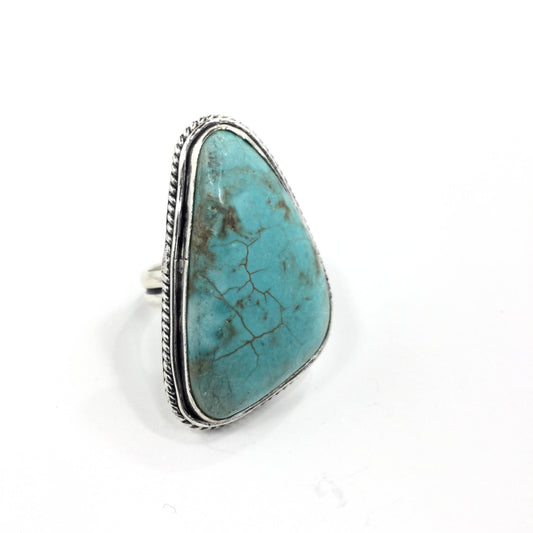 Vintage Style Turquoise Ring