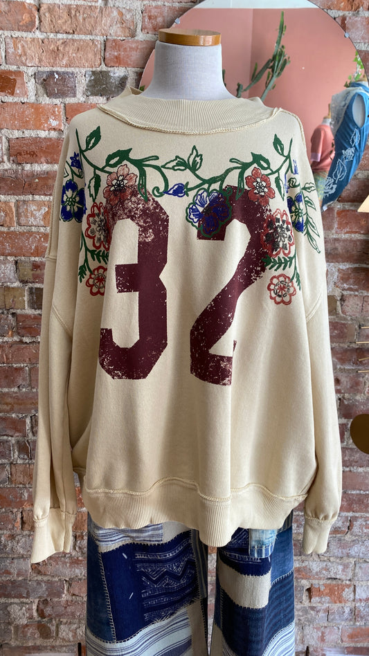 Palm Spring Turtleneck Graphic Pullover