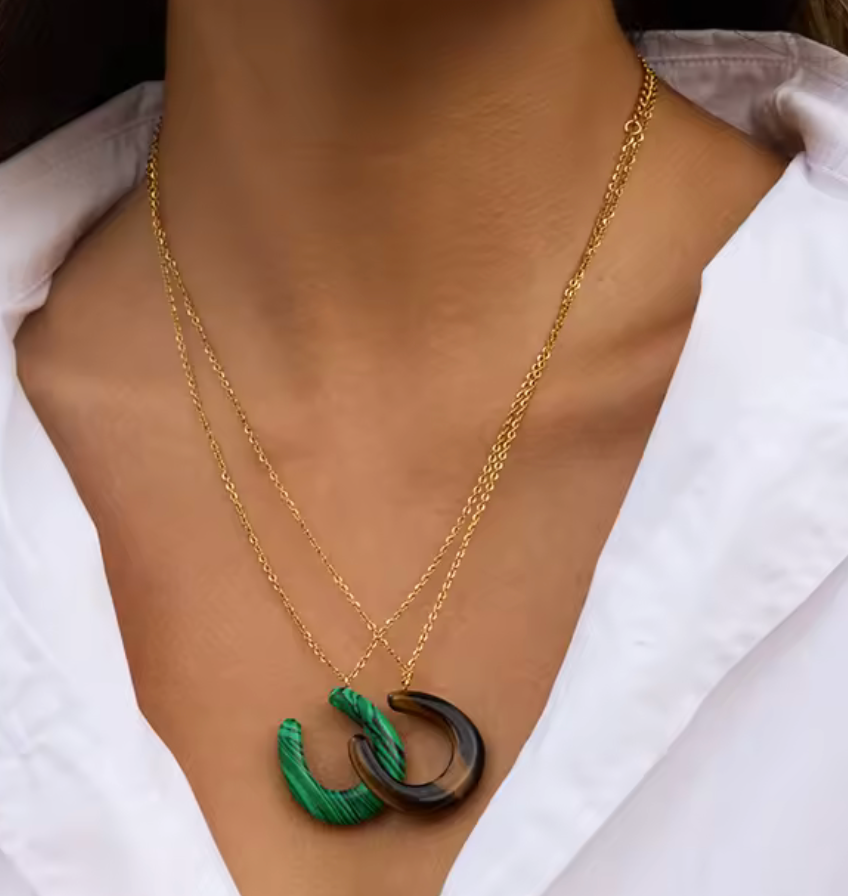 Testis-Gemstone Horse Shoe- Lucky Necklace