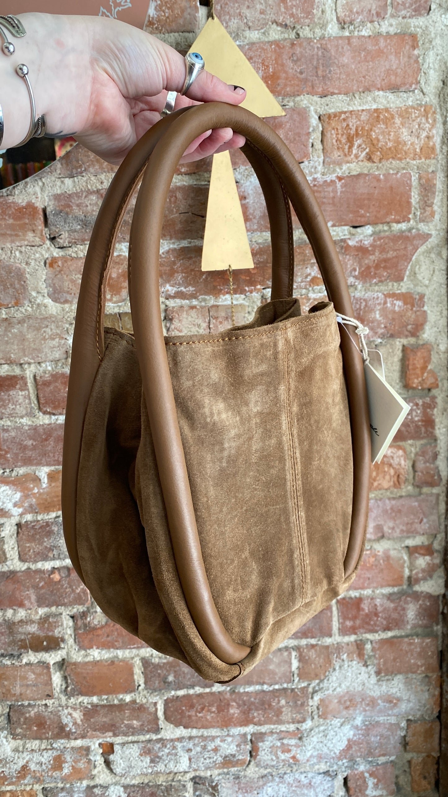 Barlow Bucket Bag