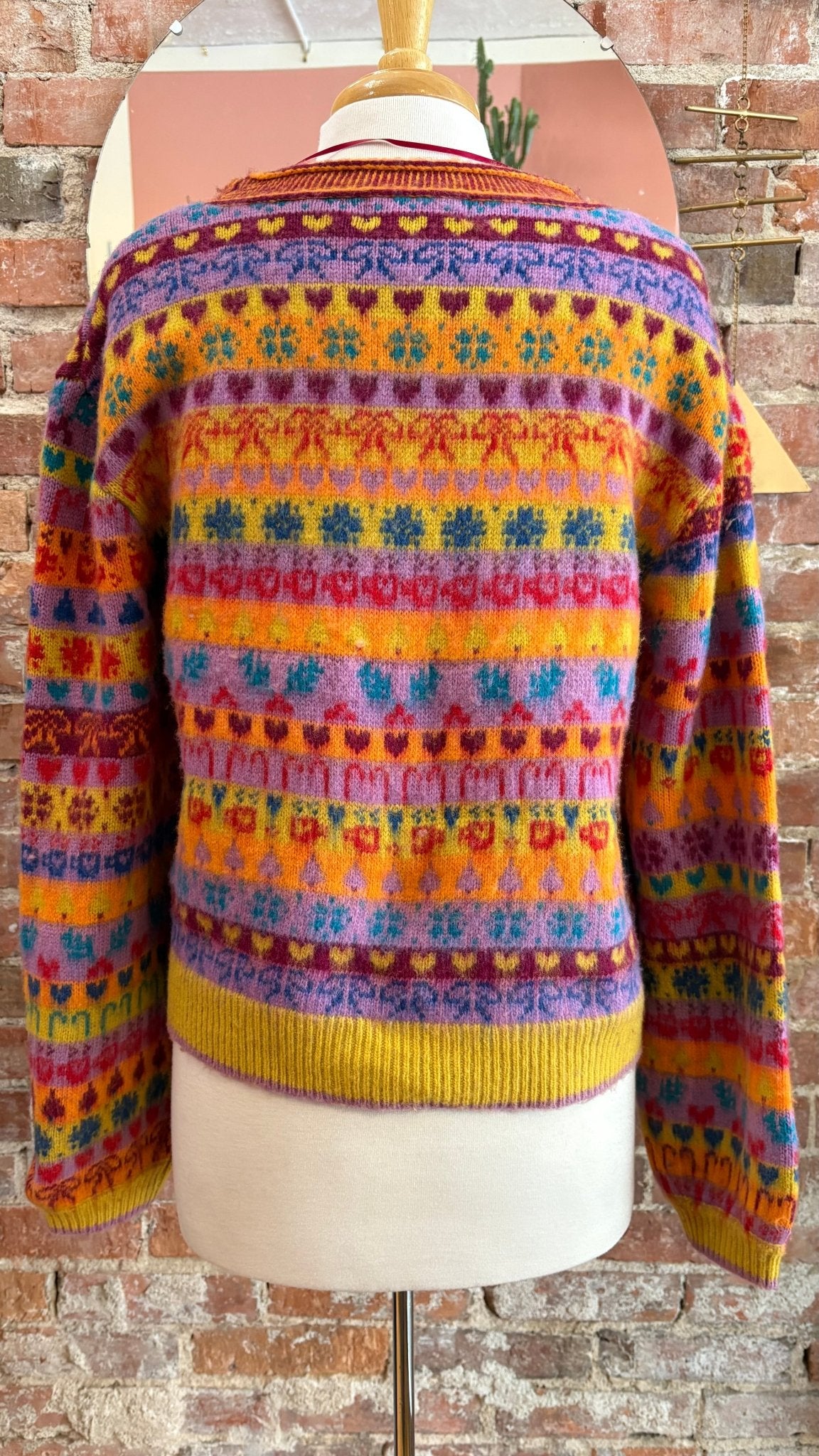 Favorite Things Sweater - Tsuru