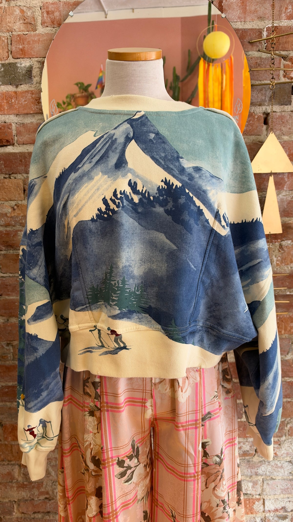Gaia Sweatshirt