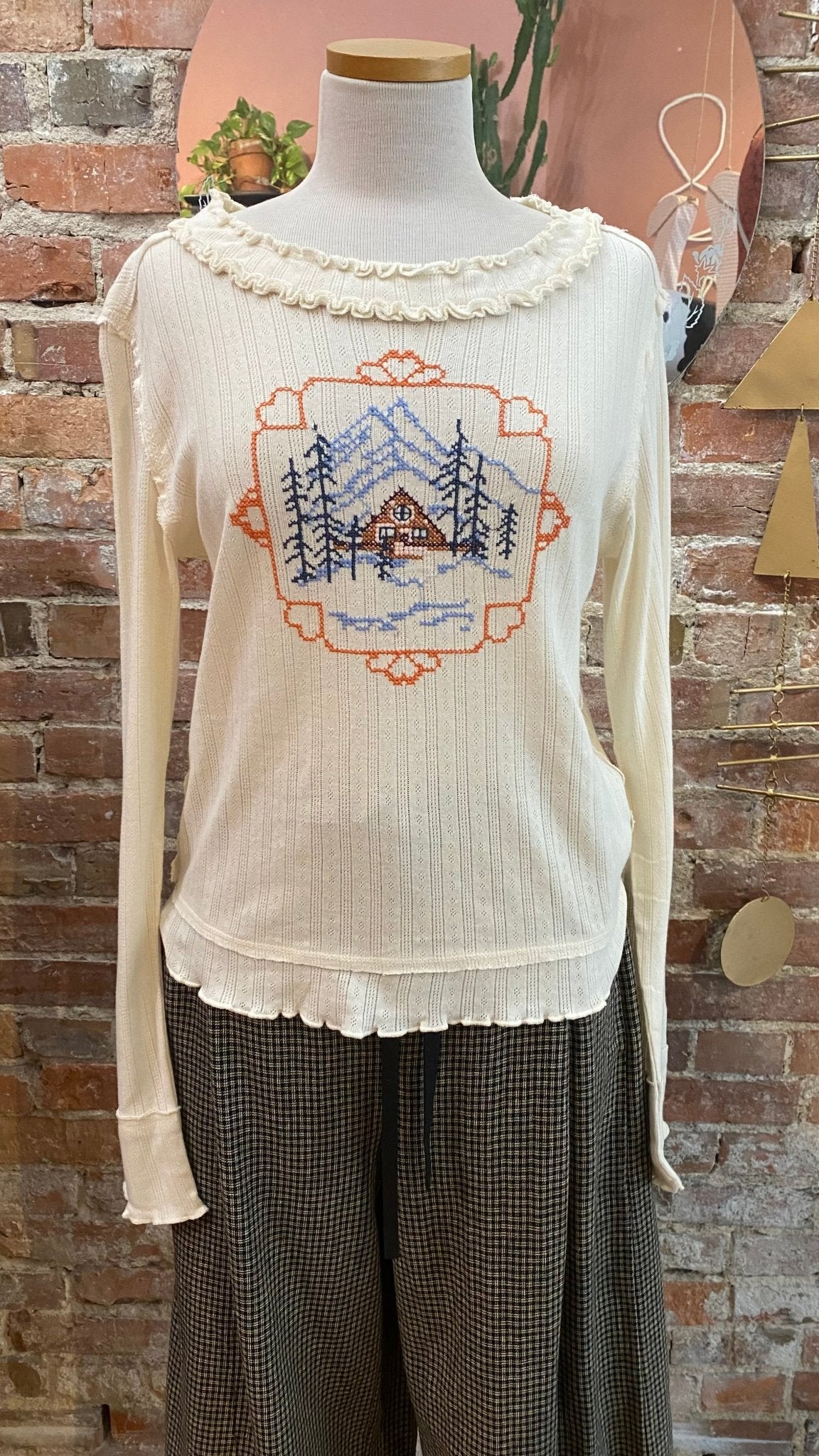 Through The Woods Tee - Tsuru