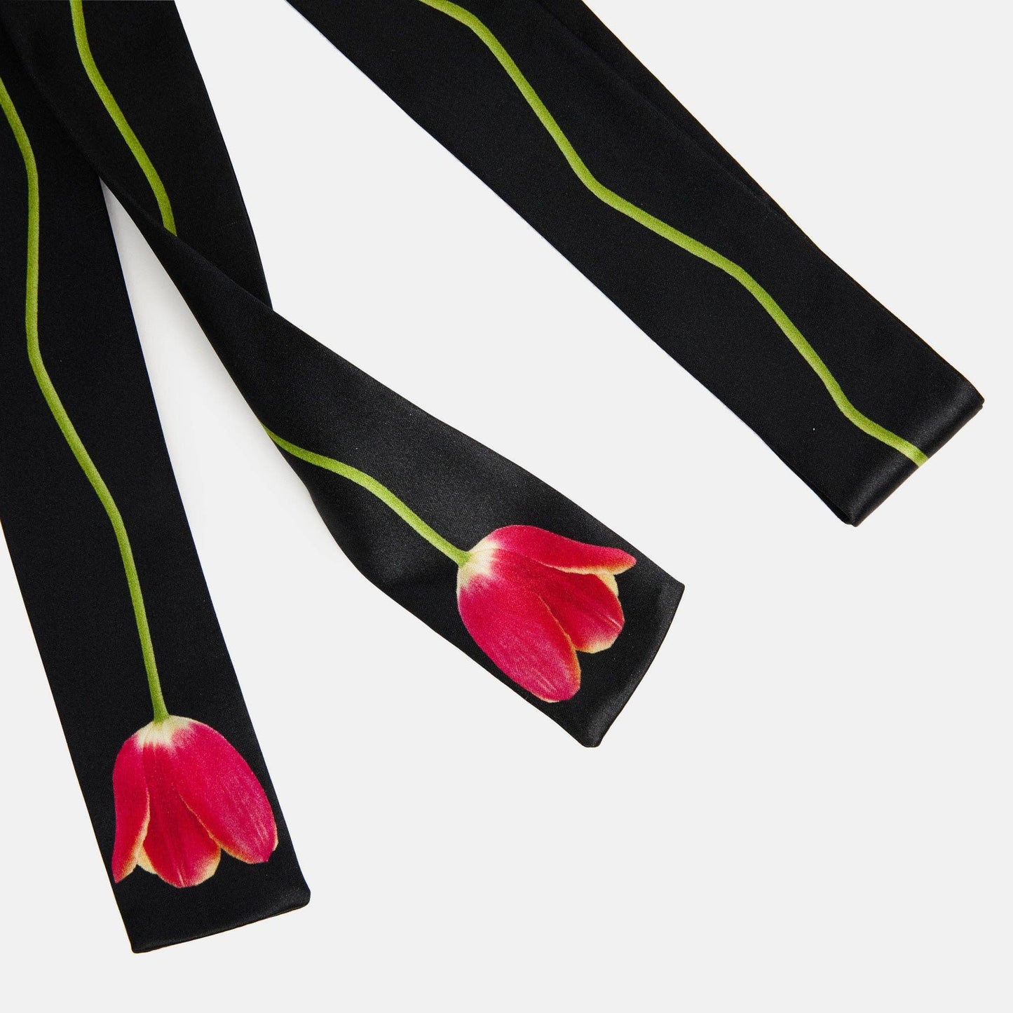 Silk Tie Scrunchie in Tulip