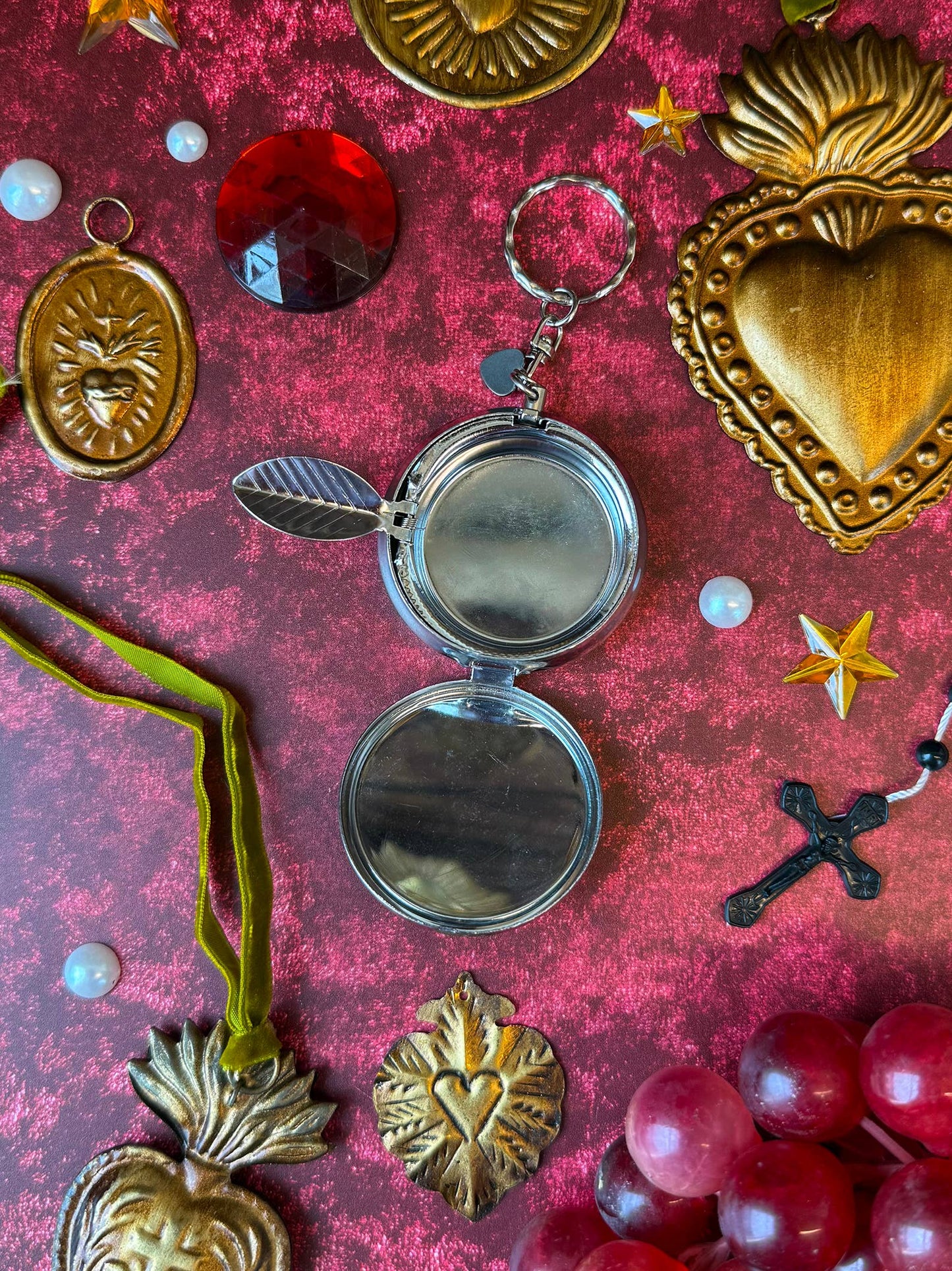 Cherub Ash Tray Keychain