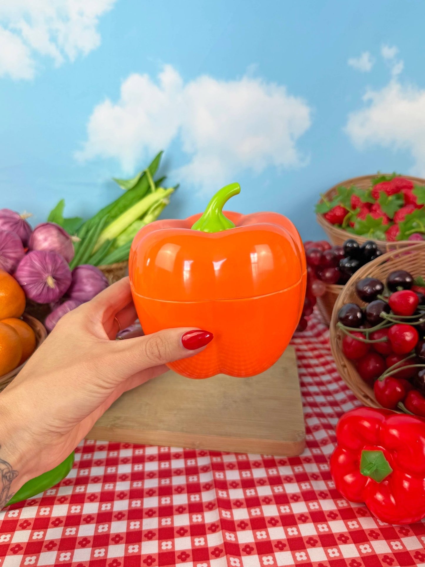 Bell Pepper Ash Tray - Tsuru