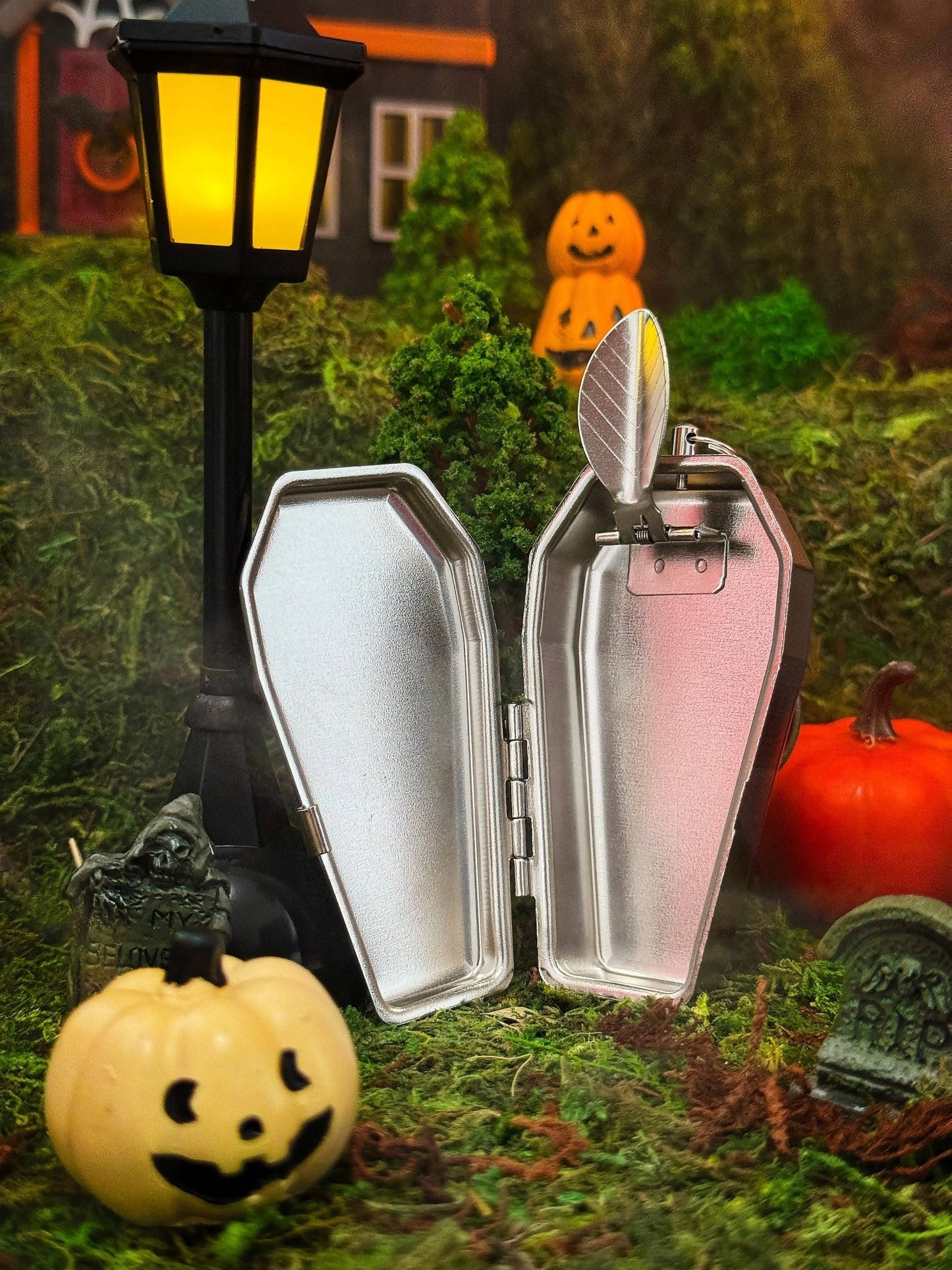 Coffin Tray Keychain - Tsuru