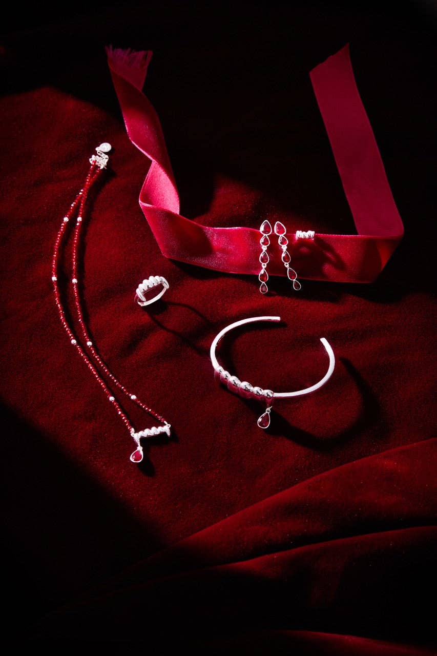 Vampire Teeth Fangs Ring